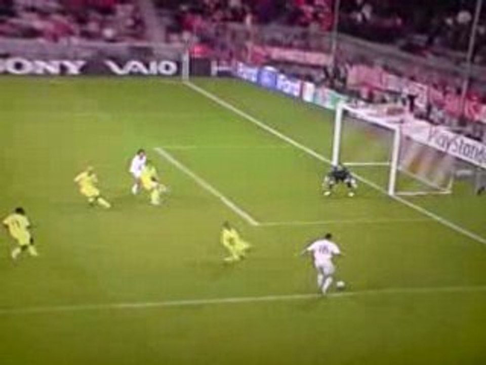 Tete de zeroberto face a lyon