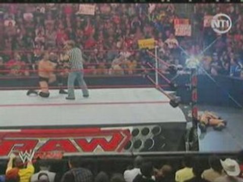 Batista vs. JBL avec Y2J Chris Jericho comme arbitre spécial