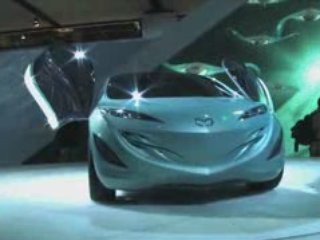 Mondial de l'auto - Mazda Kiyora (interview)