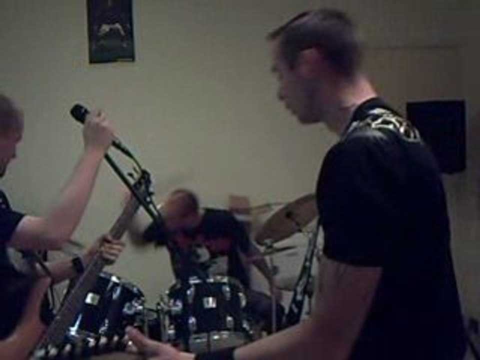 CLIP0001