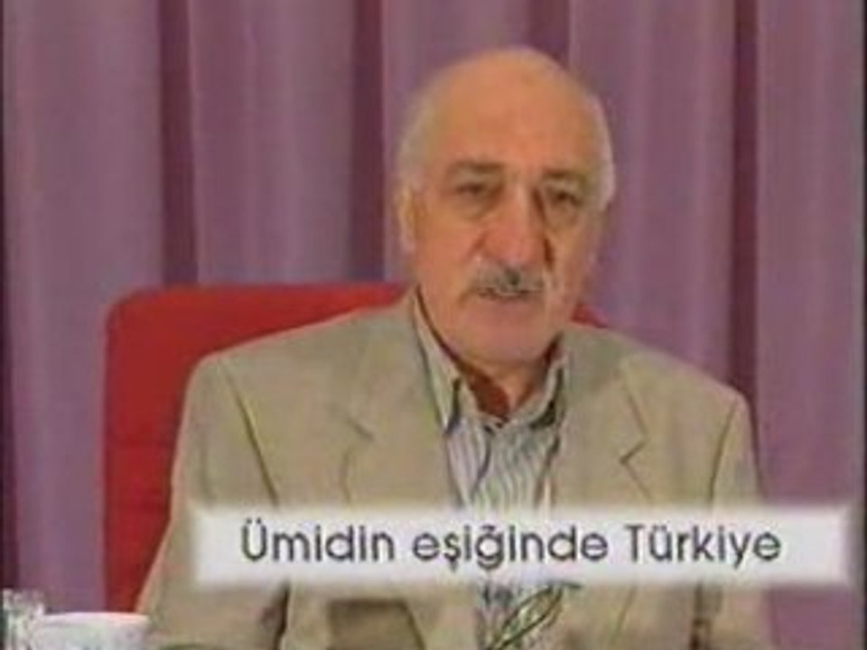 Ümidin Esiginde Türkiye
