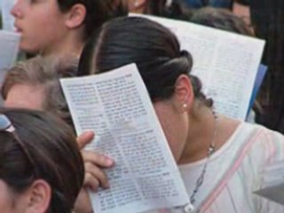 Ra´hem, écoutez bon Dieu, écoutez, et vous verrez.