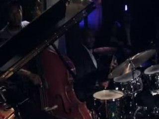 Mulgrew MILLER Trio au Duc des Lombards