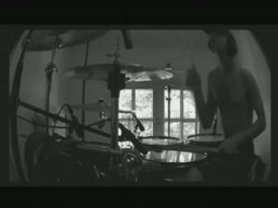 Blink 182 - Feeling this (drum cover)