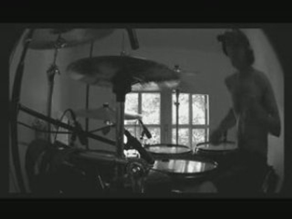 Blink 182 - Obvious (drum cover)