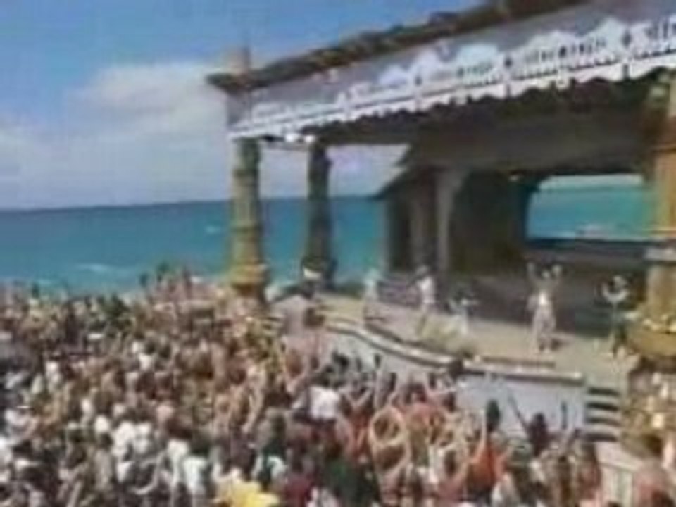 01 - Everybody (Backstreet's Back)