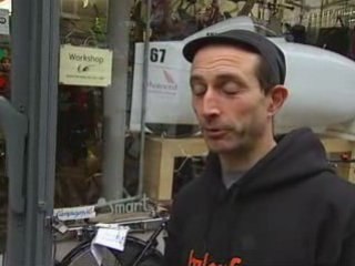 Cameron offers help to small businesses