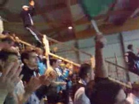 VA-OM QUI SAUTE PAS N'EST PAS MARSEILLAIS