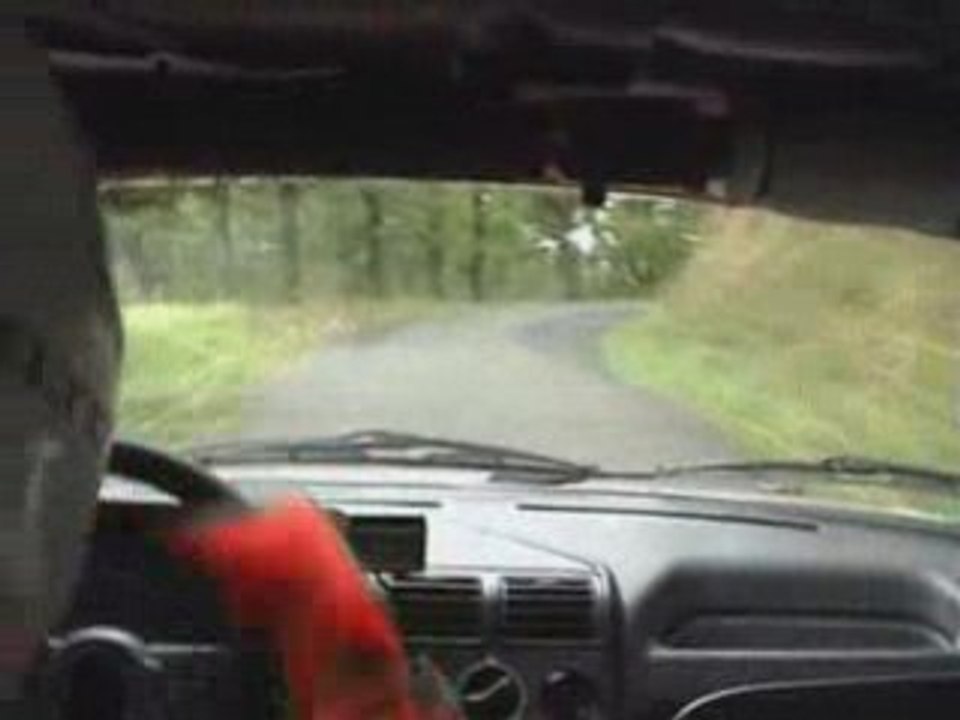 ES 1-Rallye des 100 Vallées