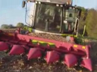 claas tucano 440 dans le trou !!!