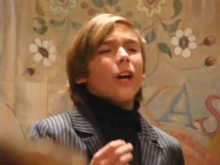 Louis-Alexander chante Ave maria