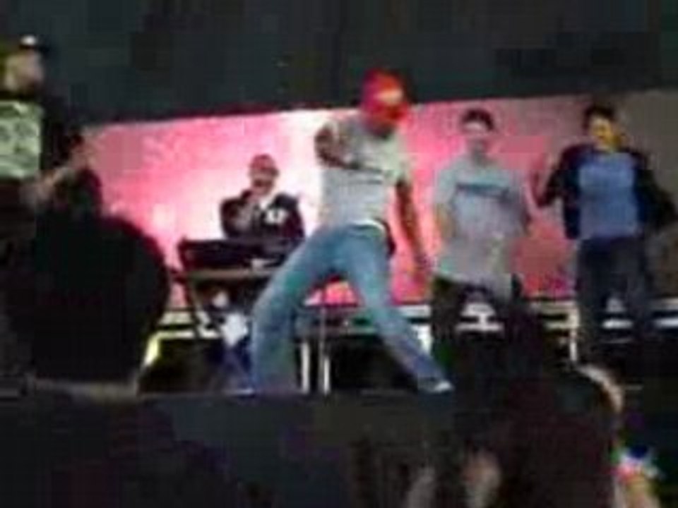 Pharrell - Chris Brown - Teyana Taylor - Spaz