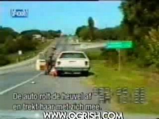 ***Frau am Steuer Ungeheuer***