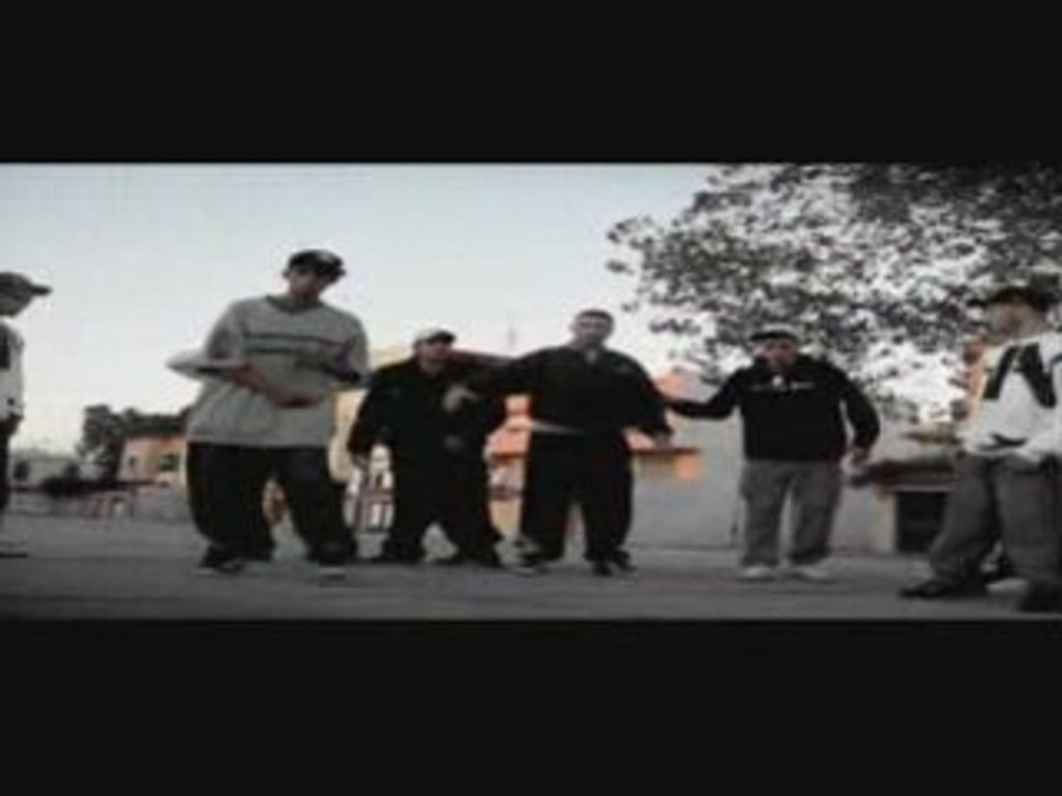 MaKing ViDeO (LyouMa GhaDi T9arBeL) FroM DerB LiLe 2008