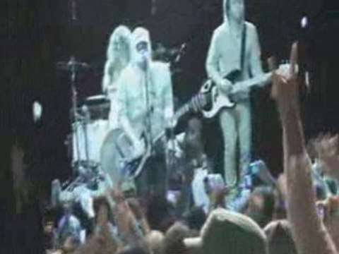 Fall Out Boy - Hum Hallelujah 13/10/08, La Cigale, Paris