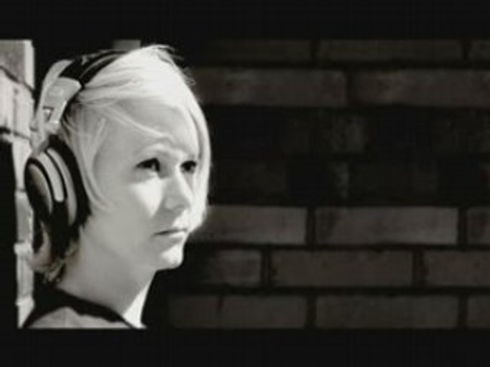 Tommy Vee & Scum Frog - Serenade