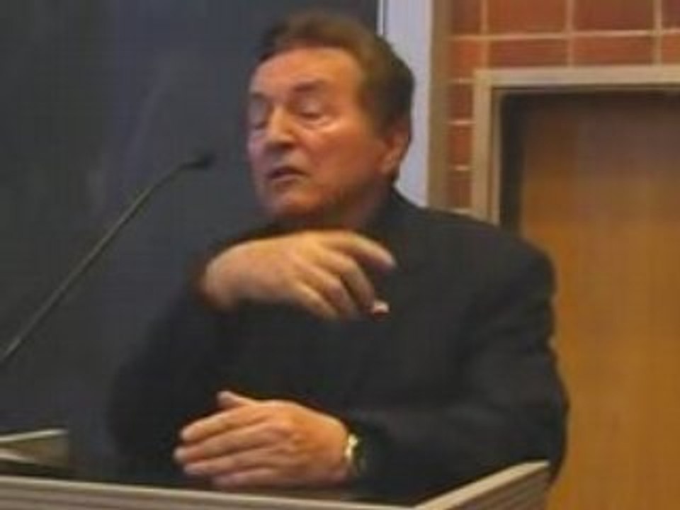 100 tys. dolarów dla UG