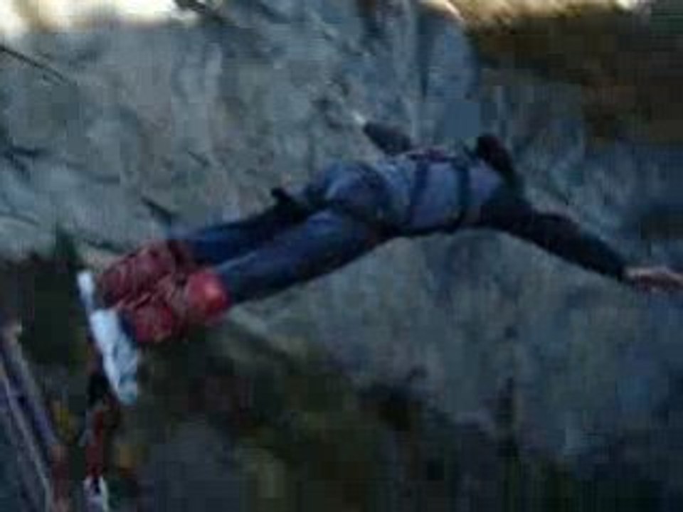 bungy jumpinc à niouc