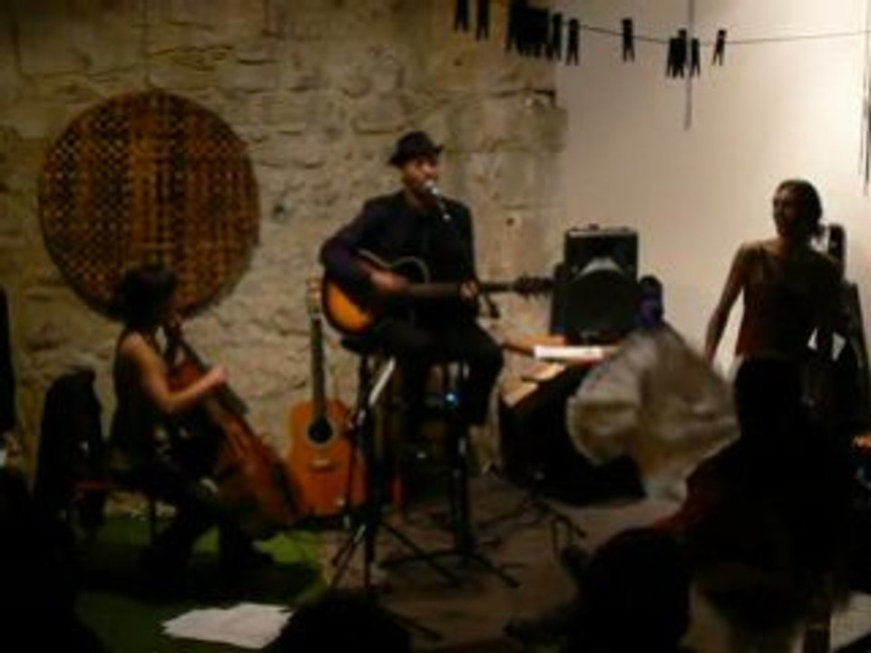 http://www.myspace.com/mauditcomptoir