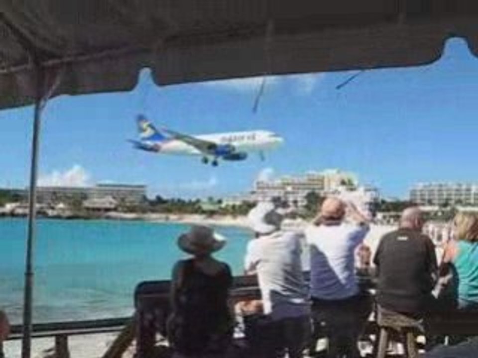 Landing St-Martin (SXM) Jan 2008