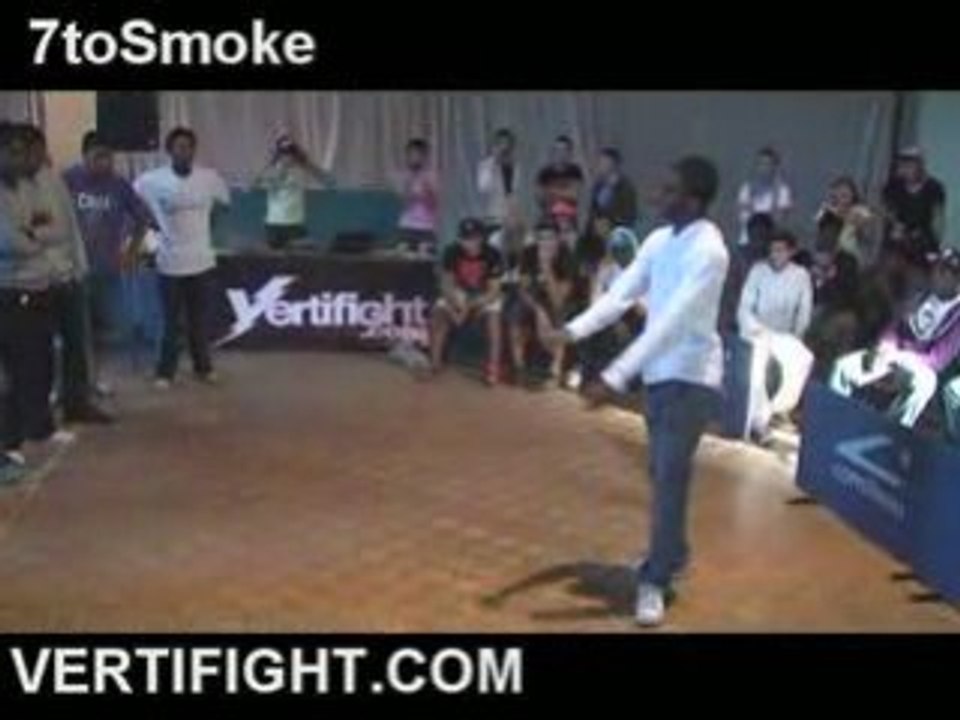 7TOSMOKE NORMANDIE VERTIFIGHT