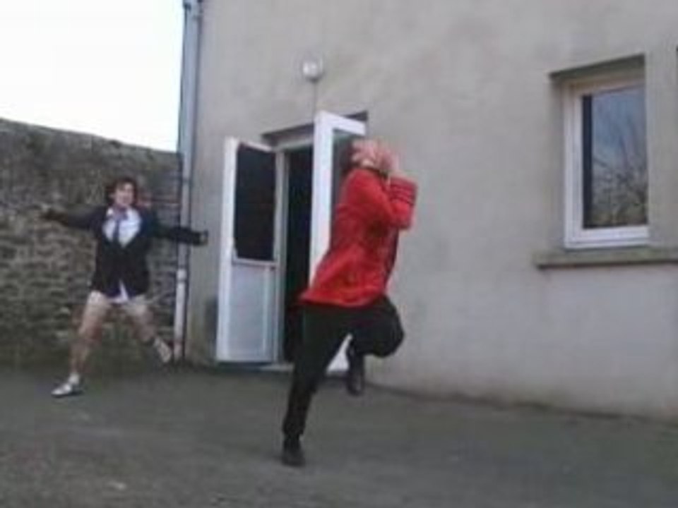 Palace et gros mythes - 04 - bip marc et philippe coyotte