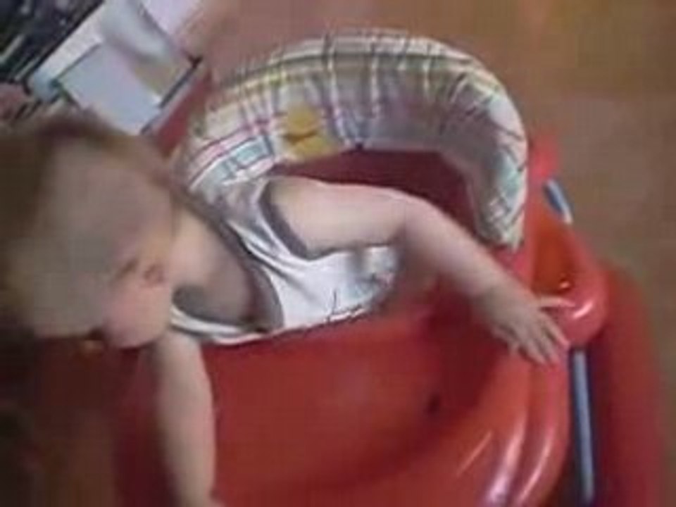 eric dando vueltas jajaja