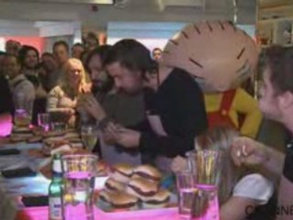 Robbie Eating Burgers...