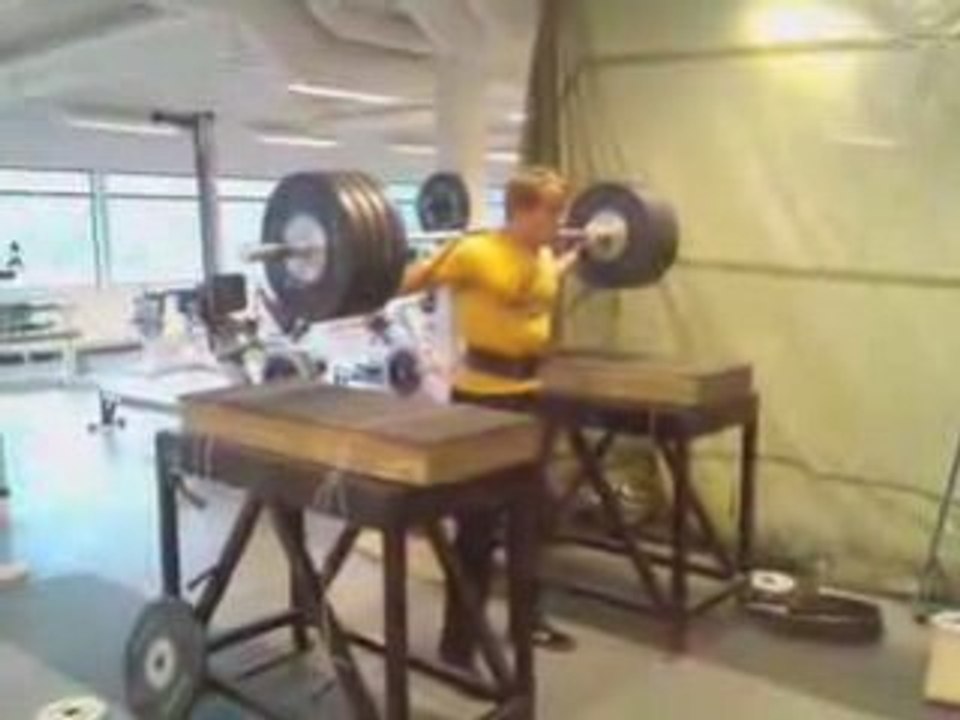 Athlé muscu Andreas Thorkildsen jeté nuque 180kg