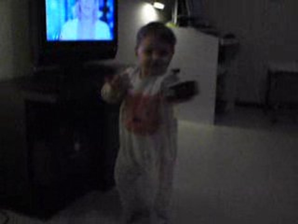 Les 1ers pas de Nathan !