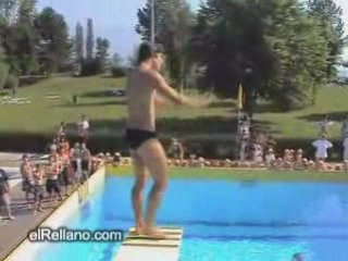 regis et son super plongeon ou presque