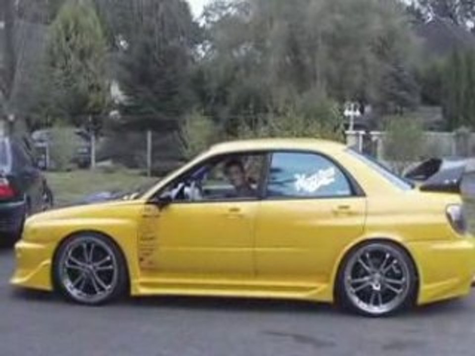 SUBARU  B13 pchiiiiiiit