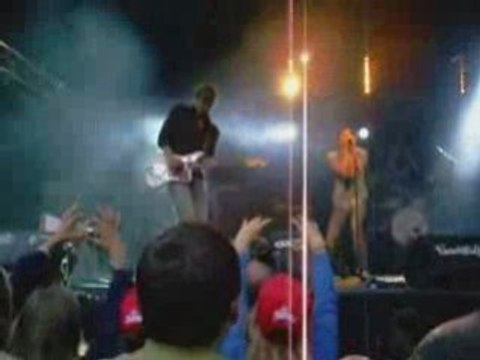 Mud Flow - Tribal Dance [Spa, Francofolies 2008]