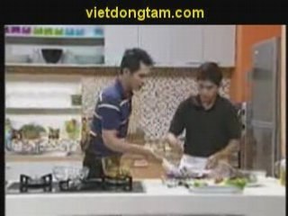 Tom nuong la tra xanh