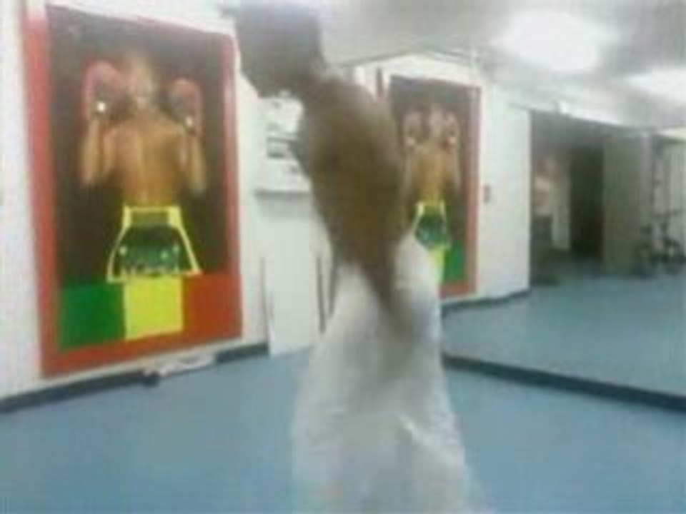 Lil Boy. Shuffle