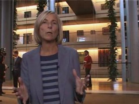 (60SEC) Marielle De Sarnez on the Erasmus mundus program