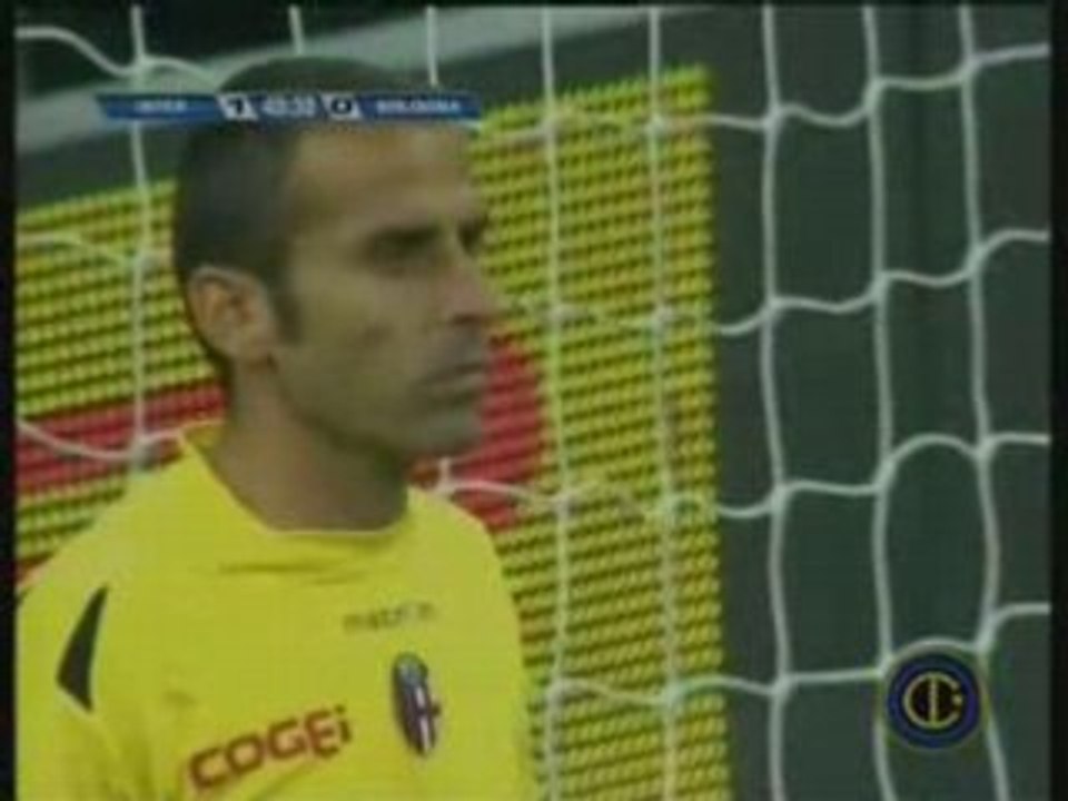 0-2 Adriano [Inter-Bologna] - 04.10.2008