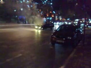 bursada trafikte yanan araç