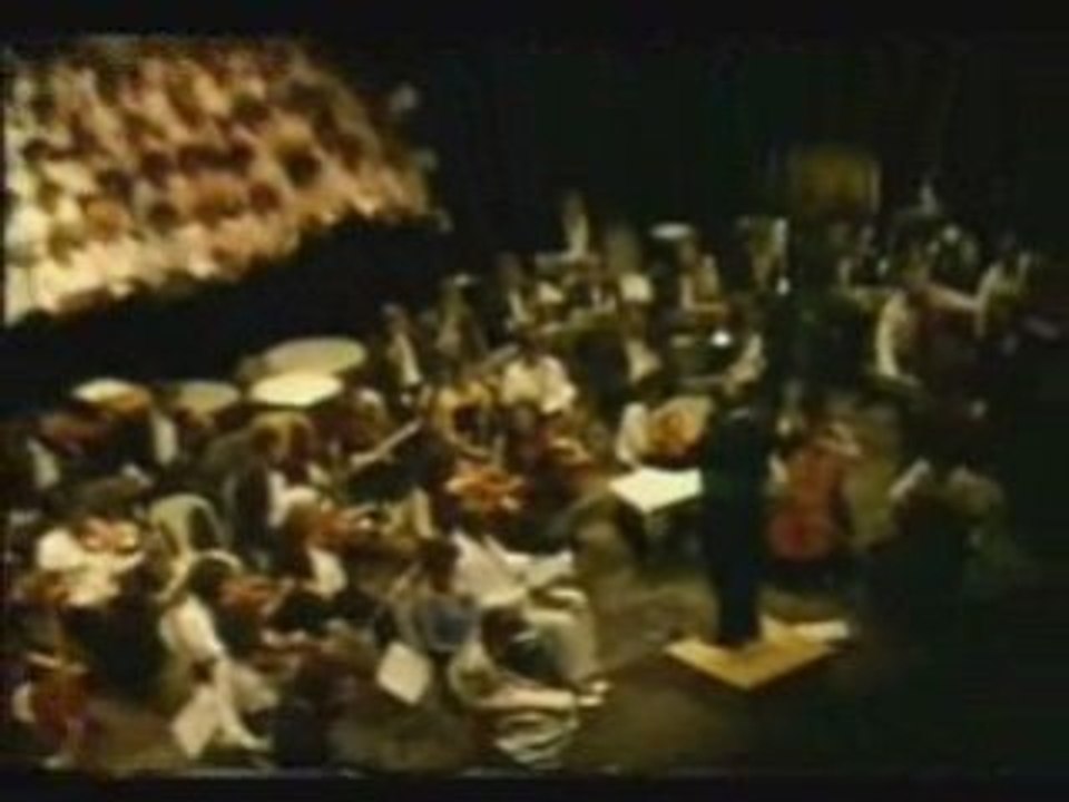 2de partie Littleton chante le bleu, le blanc et le rouge