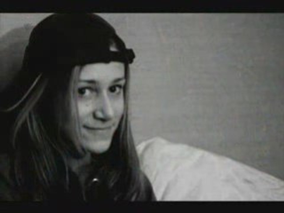 (HQ-STEREO) Photographs of You (Music video)