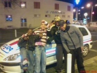 AEM - Je vien representer