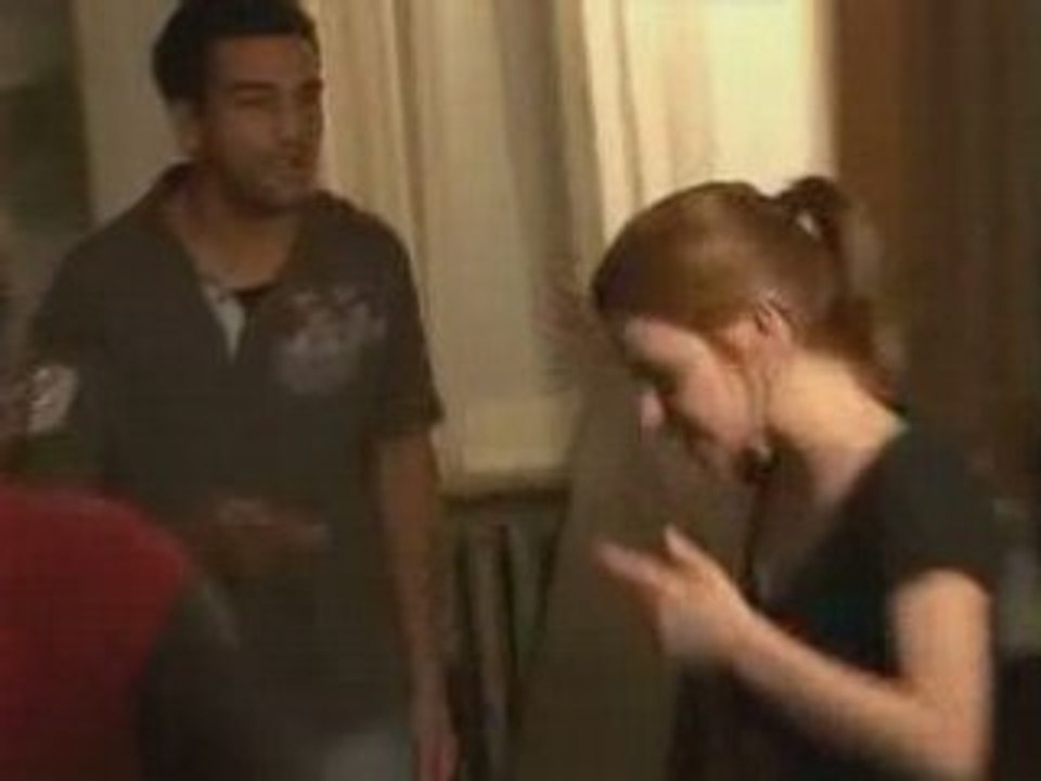 TfA deleted scenes - Zungenkuss