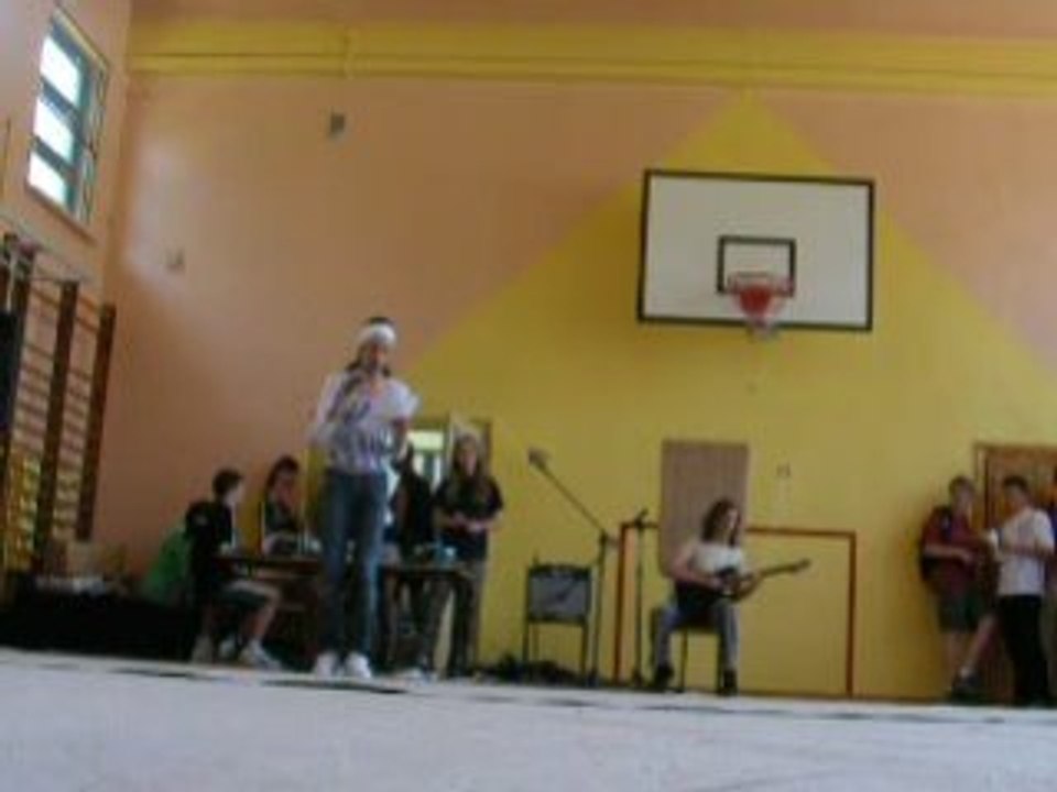 Paulina Lenda - Zombie