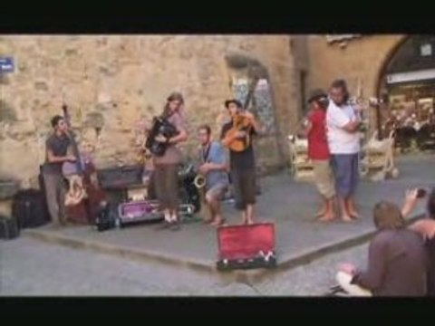 En Cours De Root - Cloche Botte - Live à Sarlat 1/6