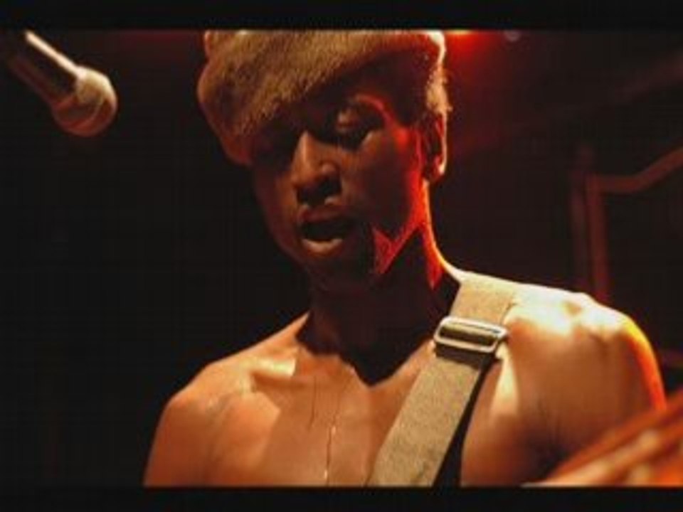 Keziah Jones 'Lagos vs NY'@Indetendances, Paris (16-08-2008)