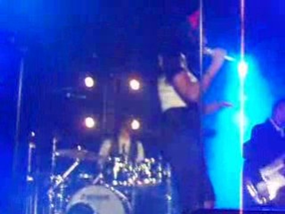 Solange Cosmic Journey Showcase Pont Alexandre III