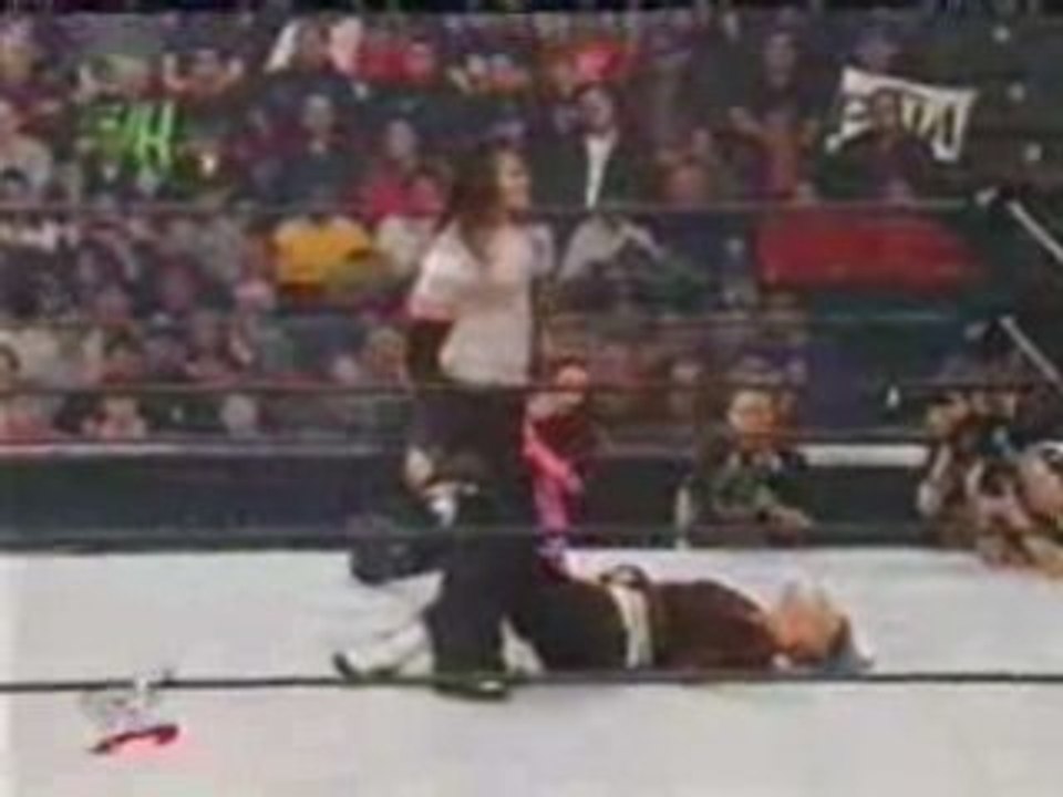 WWE - Jeff Hardy vs Matt Hardy  Vengeance 2001