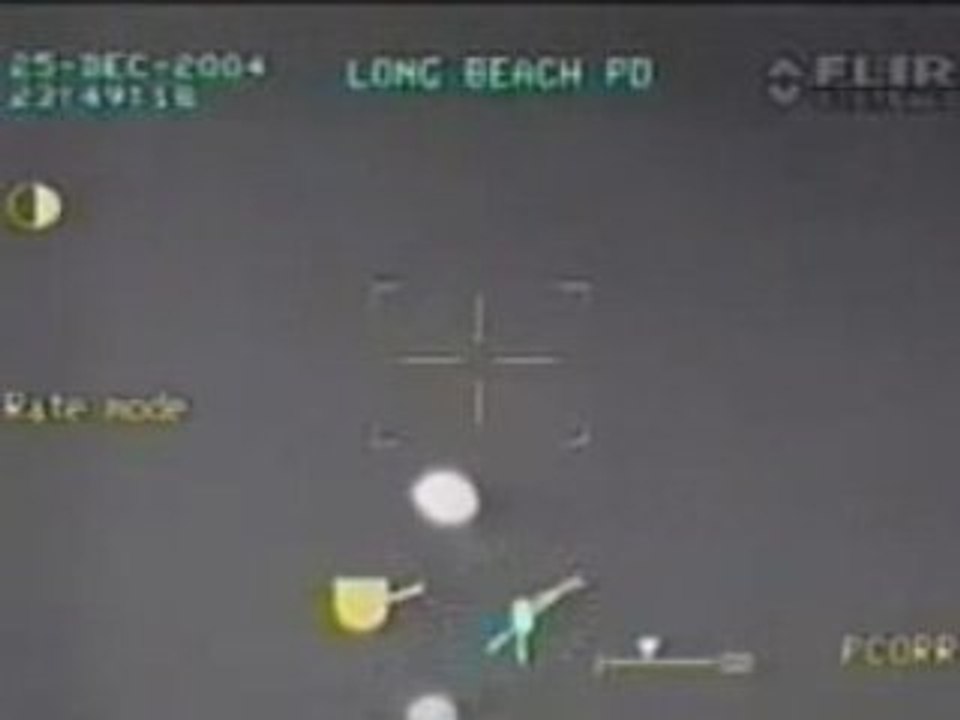 Ovni filme depuis un helicoptere de Police