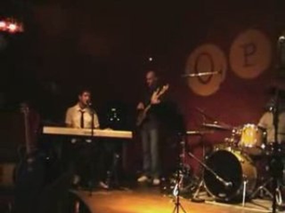 Julien Comblat Concert Opus Café