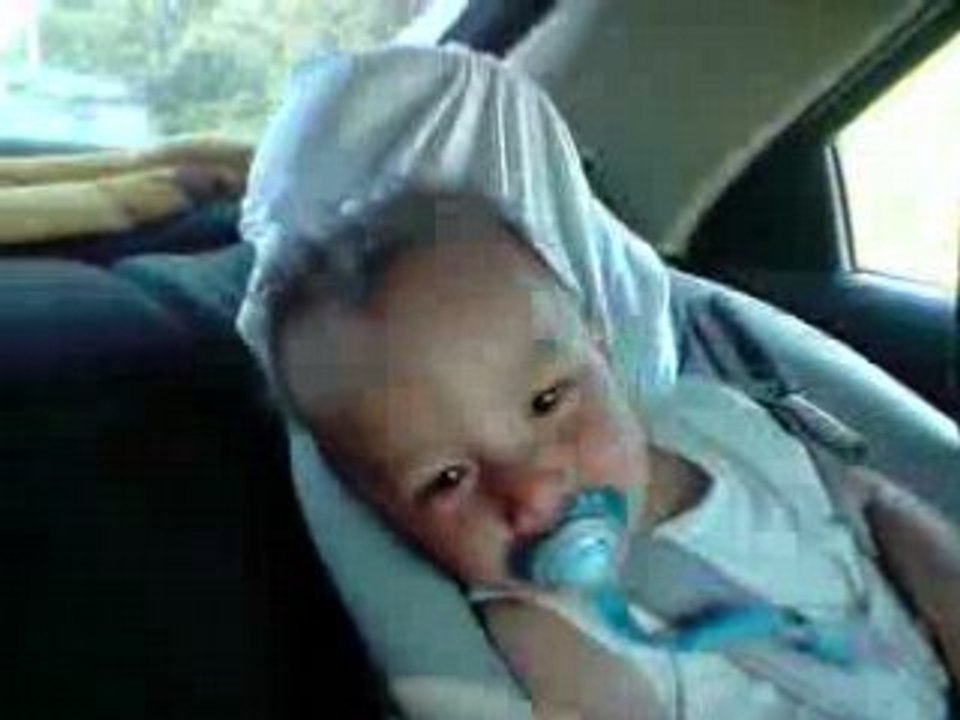 Toni éclats de rire